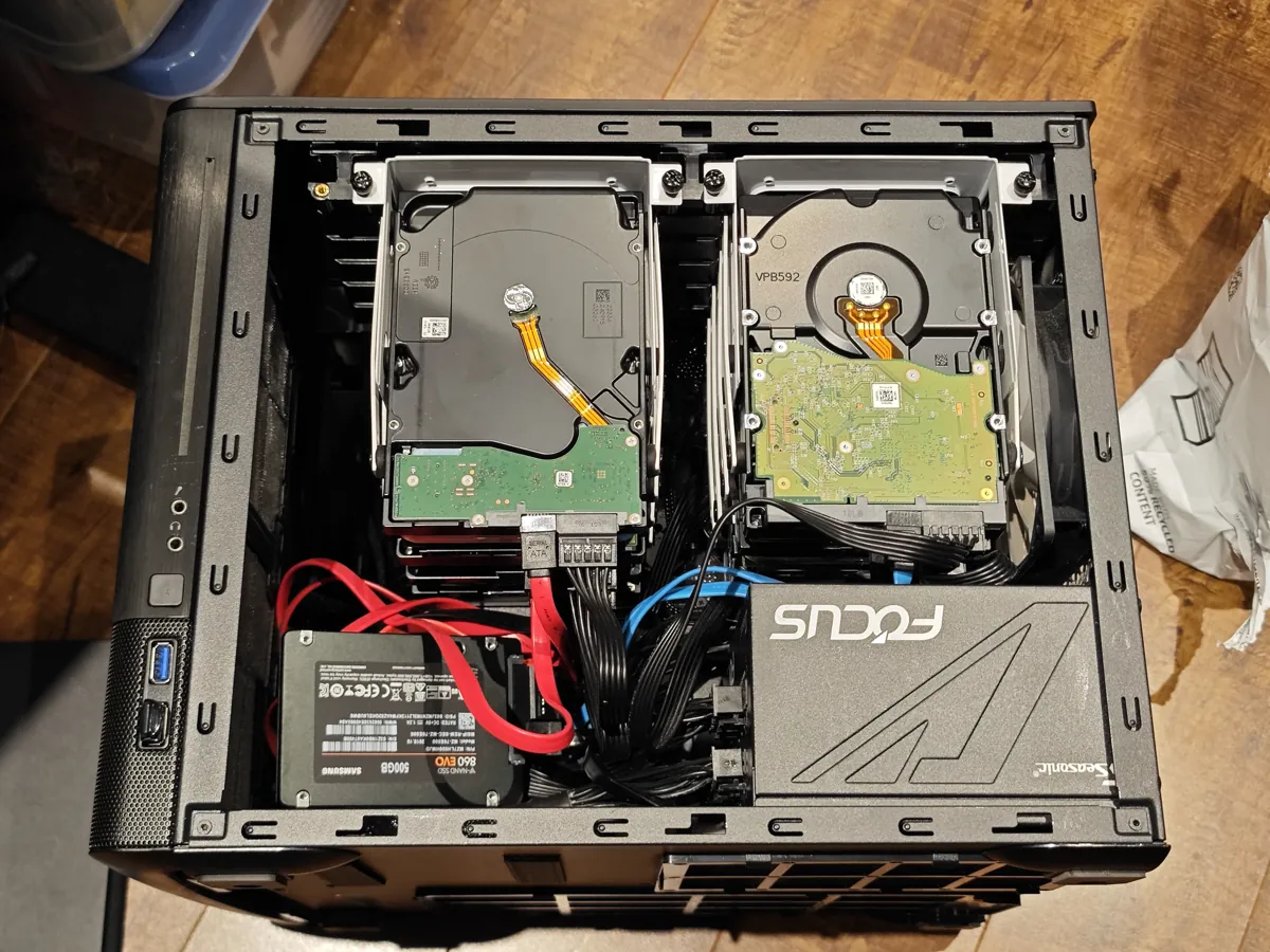 This is one packed case.  Every time I have to play with wires I cry a little.